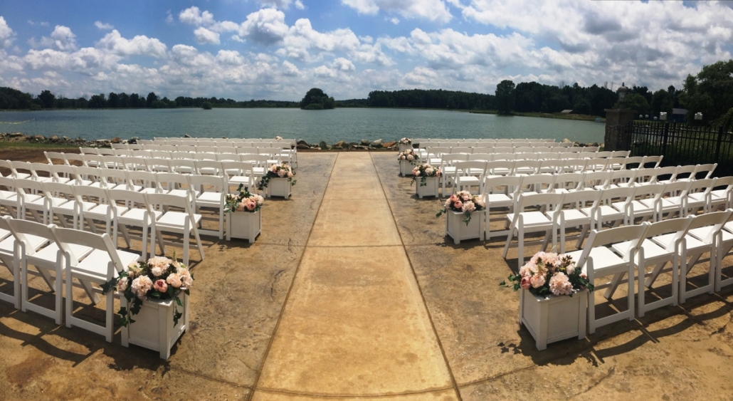 Outdoor ceremony at Drake’s Landing.