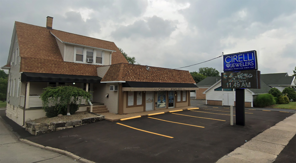 Exterior shot of Cirelli Jewelers.